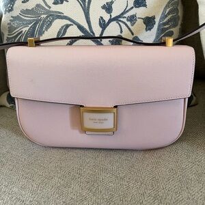Kate babe pink handbag. Barely used great condition.